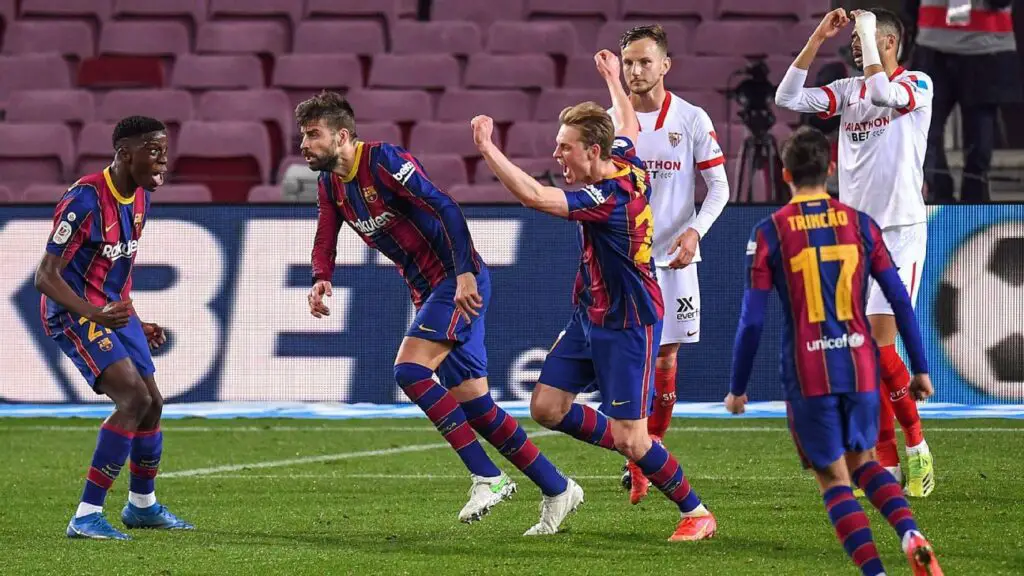 Pique header vs sevilla