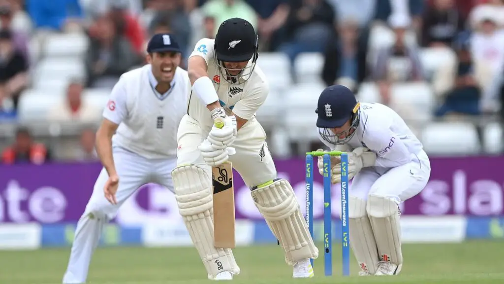 Sam Billings Bizzare catch